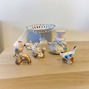 Vintage Made in Japan Stand and assorted figurines